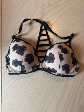 Victoria's Secret Nude Bra with Black Floral Lace and Ladder Back
